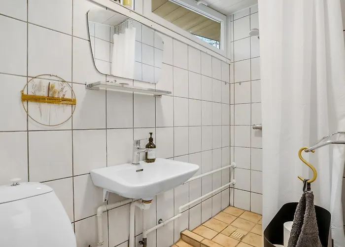 Lovely With Panoramic View Of The Fjord בית נופש Amtoft