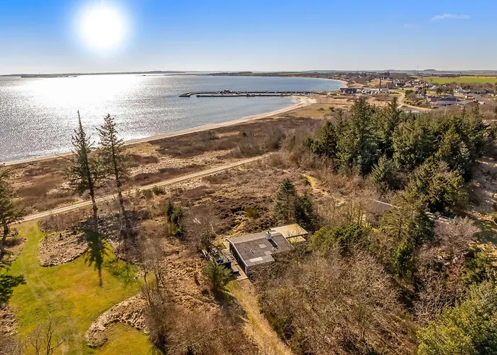 Lovely With Panoramic View Of The Fjord Ferienhaus